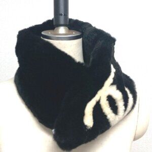 CHANEL Big Coco CC CC Mark Accessories Tippets Scarf fur Black/White